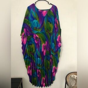 Vintage Hawaiian Pleated Kaftan